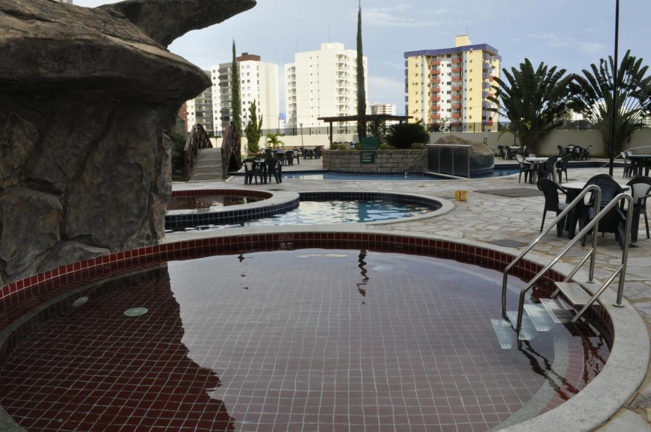 Apartamento Golden Dolphin Supreme - Achei Ferias Apartman Caldas Novas Kültér fotó